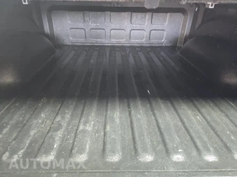 2019 Ram 1500 Classic Express Crew Cab Short Bed – miniatura 16