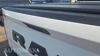 2019 Ram 1500 Classic Express Crew Cab Short Bed – miniatura 21