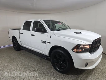 2019 Ram 1500 Classic Express Crew Cab Short Bed – miniatura 3