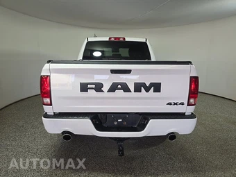 2019 Ram 1500 Classic Express Crew Cab Short Bed – miniatura 5