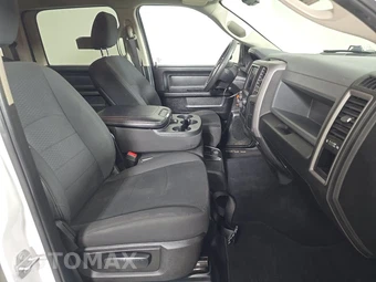 2019 Ram 1500 Classic Express Crew Cab Short Bed – miniatura 8
