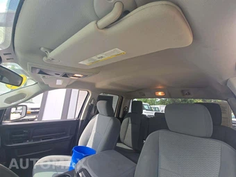 2019 Ram 1500 Classic Express Extended Cab Medium Bed – miniatura 11