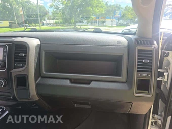2019 Ram 1500 Classic Express Extended Cab Medium Bed – miniatura 19