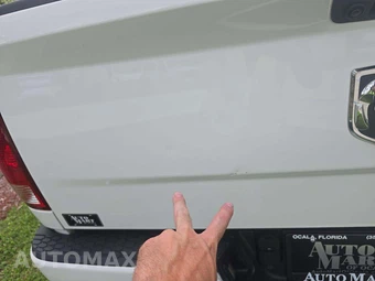 2019 Ram 1500 Classic Express Extended Cab Medium Bed – miniatura 25