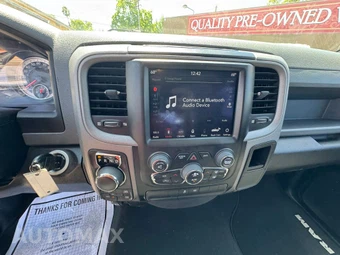 2019 Ram 1500 Classic Express Extended Cab Medium Bed - miniatura 17