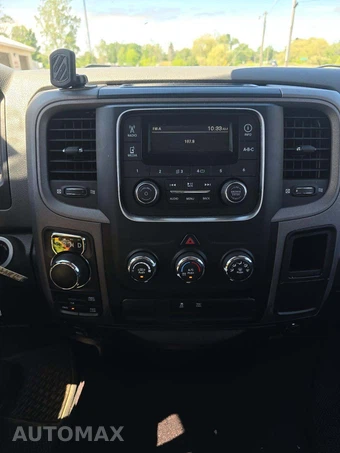2019 Ram 1500 Classic Express Extended Cab Medium Bed - miniatura 10