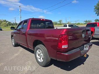 2019 Ram 1500 Classic Express Extended Cab Medium Bed - miniatura 2