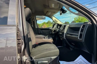 2019 Ram 1500 Classic Express Extended Cab Medium Bed - miniatura 13
