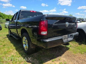 2019 Ram 1500 Classic Express Extended Cab Medium Bed – miniatura 2