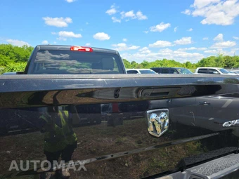 2019 Ram 1500 Classic Express Extended Cab Medium Bed – miniatura 28