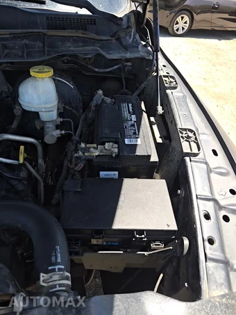 2019 Ram 1500 Classic Express Extended Cab Medium Bed - miniatura 42