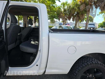 2019 Ram 1500 Classic Express Extended Cab Medium Bed - miniatura 10