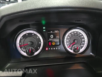 2019 Ram 1500 Classic Express Extended Cab Medium Bed - miniatura 12