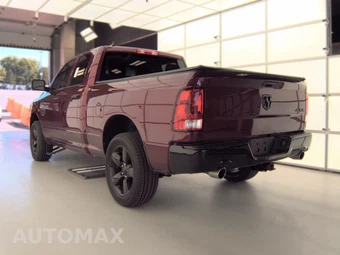 2019 Ram 1500 Classic Express Extended Cab Medium Bed - miniatura 6