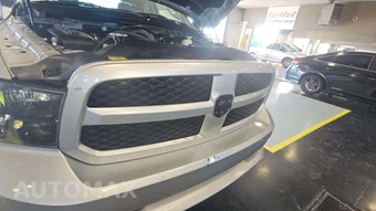 2019 Ram 1500 Classic Express Extended Cab Medium Bed - miniatura 19