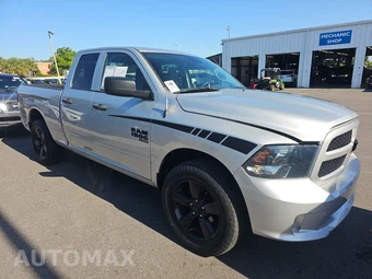 2019 Ram 1500 Classic Express Extended Cab Medium Bed - miniatura 3