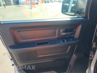 2019 Ram 1500 Classic Express Extended Cab Medium Bed - miniatura 9