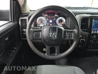 2019 Ram 1500 Classic Express Extended Cab Medium Bed - miniatura 10