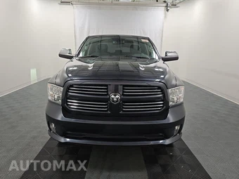 2019 Ram 1500 Classic Express Extended Cab Medium Bed - miniatura 2