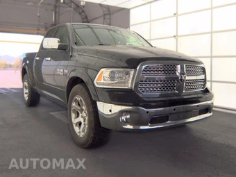2019 Ram 1500 Classic SLT Crew Cab Medium Bed - miniatura 3