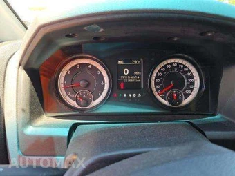 2019 Ram 1500 Classic SLT Crew Cab Medium Bed - miniatura 9