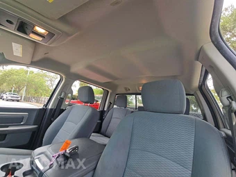 2019 Ram 1500 Classic SLT Crew Cab Medium Bed – miniatura 11