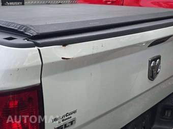 2019 Ram 1500 Classic SLT Crew Cab Medium Bed – miniatura 25