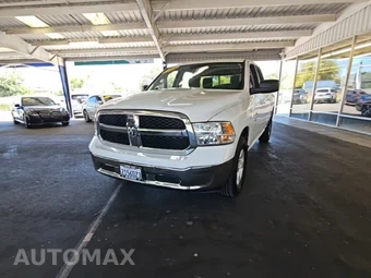 2019 Ram 1500 Classic SLT Crew Cab Medium Bed