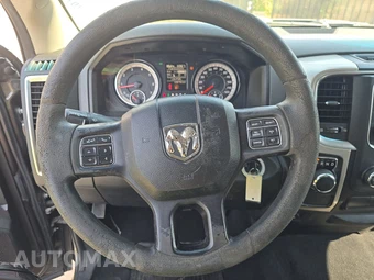 2019 Ram 1500 Classic SLT Crew Cab Medium Bed - miniatura 10