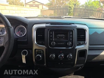 2019 Ram 1500 Classic SLT Crew Cab Medium Bed - miniatura 11