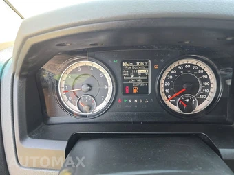 2019 Ram 1500 Classic SLT Crew Cab Medium Bed - miniatura 12