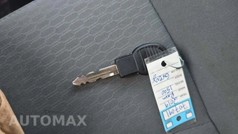 2019 Ram 1500 Classic SLT Crew Cab Medium Bed - miniatura 18