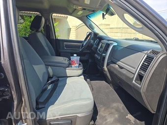 2019 Ram 1500 Classic SLT Crew Cab Medium Bed - miniatura 8