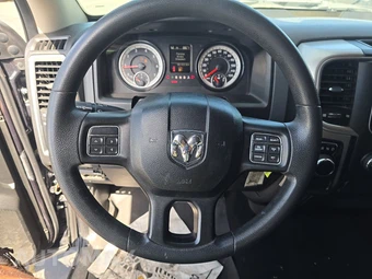 2019 Ram 1500 Classic SLT Crew Cab Medium Bed - miniatura 10