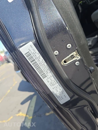 2019 Ram 1500 Classic SLT Crew Cab Medium Bed - miniatura 14