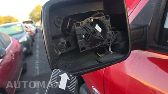2019 Ram 1500 Classic SLT Crew Cab Medium Bed - miniatura 32