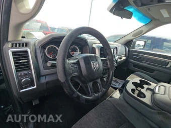 2019 Ram 1500 Classic SLT Crew Cab Medium Bed - miniatura 11