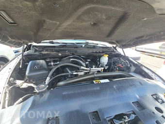 2019 Ram 1500 Classic SLT Crew Cab Medium Bed - miniatura 15