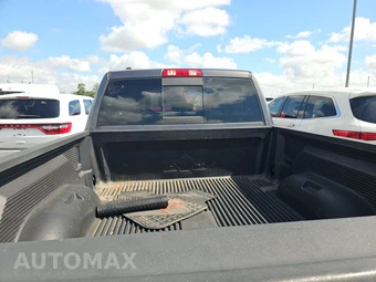 2019 Ram 1500 Classic SLT Crew Cab Medium Bed - miniatura 16