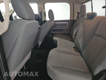 2019 Ram 1500 Classic SLT Crew Cab Medium Bed – miniatura 13