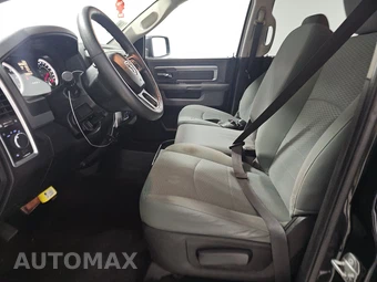 2019 Ram 1500 Classic SLT Crew Cab Medium Bed – miniatura 7