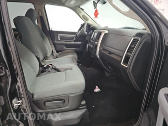 2019 Ram 1500 Classic SLT Crew Cab Medium Bed – miniatura 8