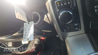 2019 Ram 1500 Classic SLT Crew Cab Short Bed - miniatura 20