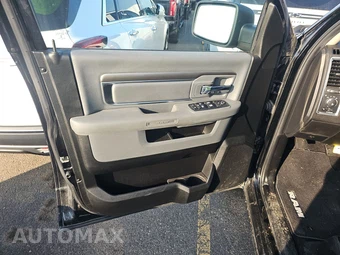 2019 Ram 1500 Classic SLT Crew Cab Short Bed - miniatura 9