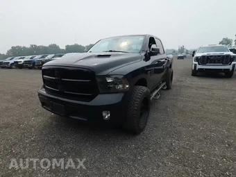 2019 Ram 1500 Classic SLT Crew Cab Short Bed