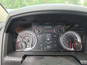 2019 Ram 1500 Classic SLT Crew Cab Short Bed - miniatura 6