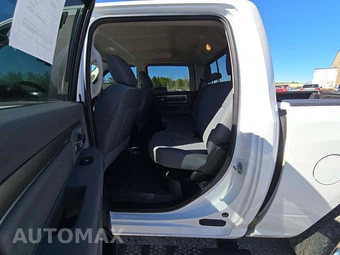 2019 Ram 1500 Classic SLT Crew Cab Short Bed - miniatura 10