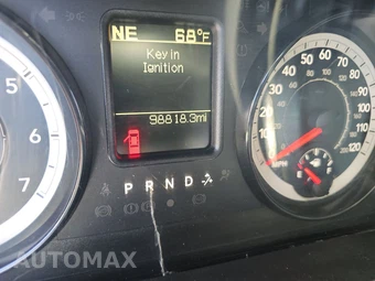 2019 Ram 1500 Classic SLT Crew Cab Short Bed - miniatura 12