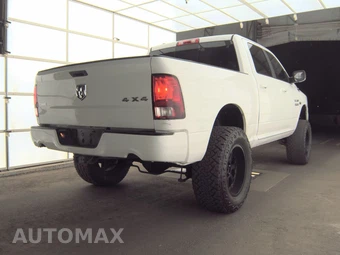 2019 Ram 1500 Classic SLT Crew Cab Short Bed - miniatura 4