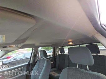 2019 Ram 1500 Classic SLT Crew Cab Short Bed – miniatura 11
